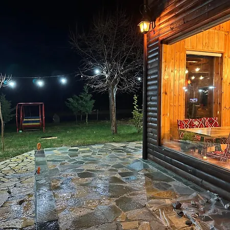 Bujtina Alpine Vanat Hotel