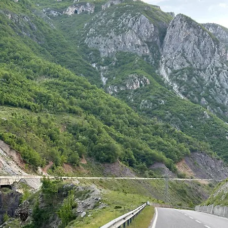 Hotel Bujtina Alpine Vanat Bele
